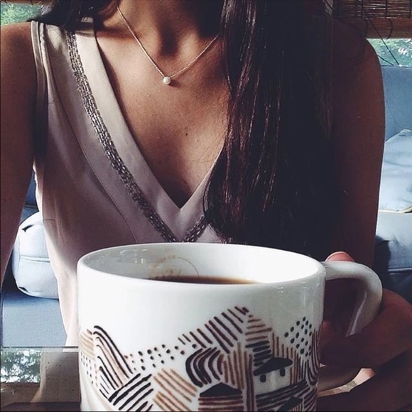 Pearl necklace silvertone NWOT - Picture 2 of 2